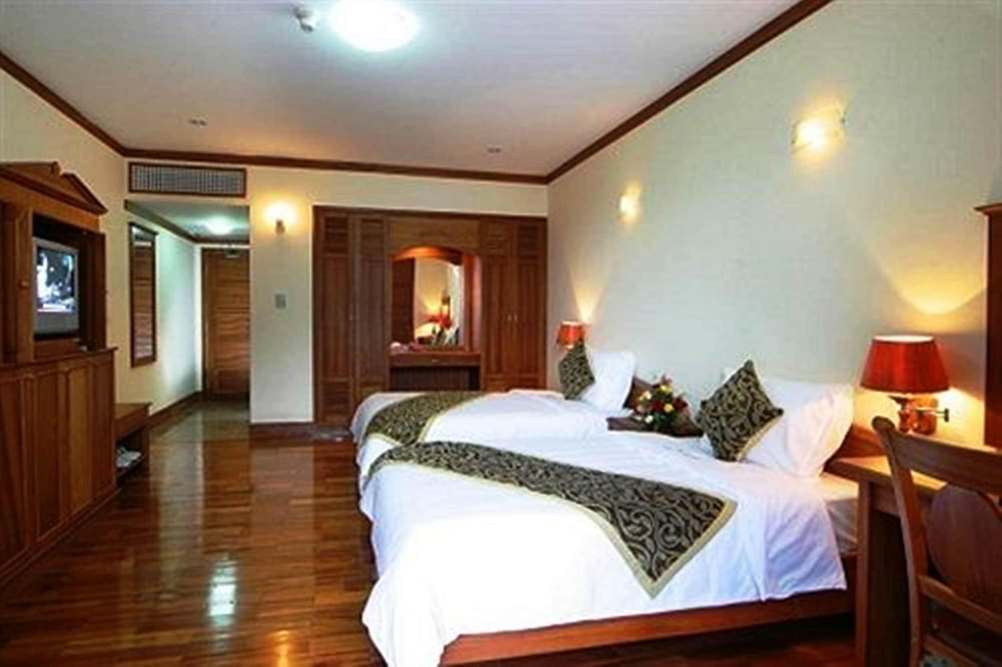 Dankbaar Resort Куи Нхон Екстериор снимка