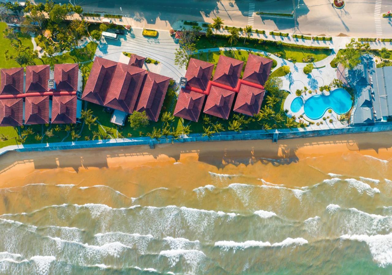 Dankbaar Resort Куи Нхон Екстериор снимка