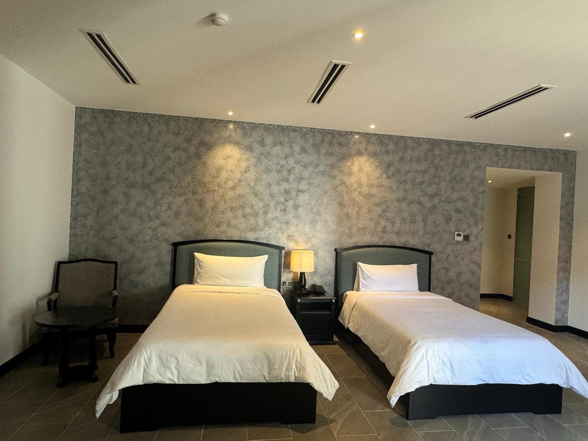 Dankbaar Resort Куи Нхон Екстериор снимка